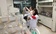  一圖一故事丨披星戴月，奔波在河道與實驗室之間的監測組